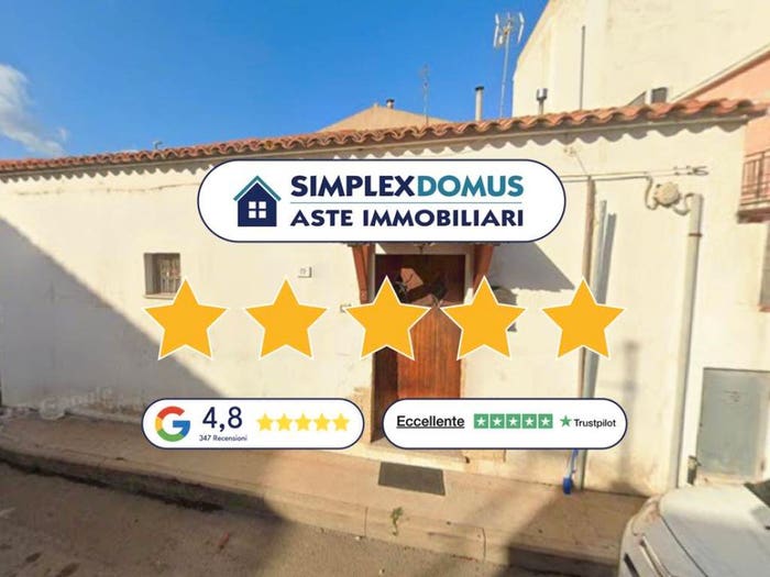 Appartamento trilocale in vendita in Via Calabria, Santa Maria, Olbia