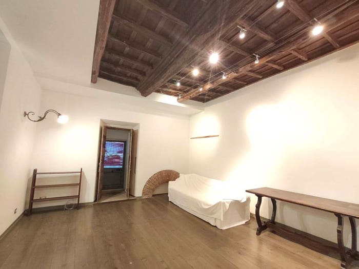 Appartamento bilocale in vendita in Piazza Vittorio Buttaroni, Centro Storico, Genzano di Roma