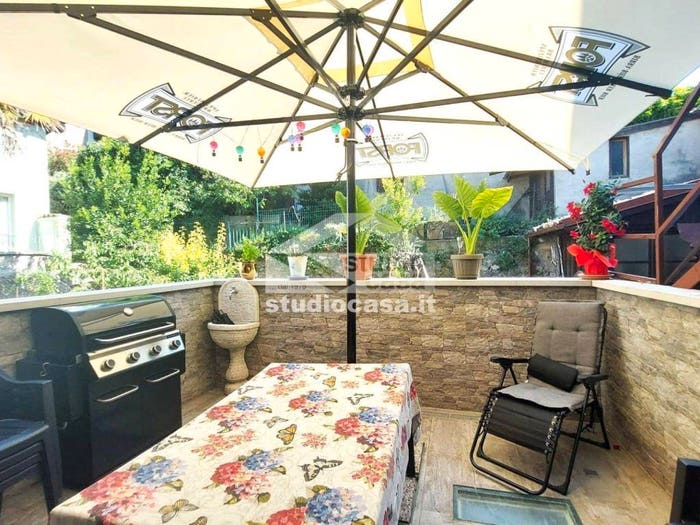 Casa con 6 locali in vendita in Via Nuova, Centro, Ala