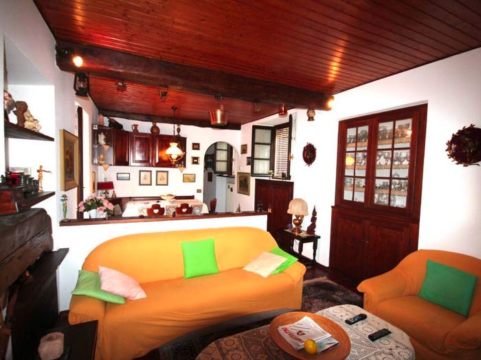 Casa con 6 locali in vendita in Via FM Zoppi, Centro, Cannobio