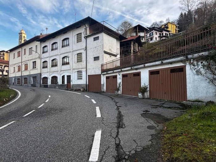 Casa con 6 locali in vendita in Via Giacomo Matteotti, Cellio, Cellio con Breia