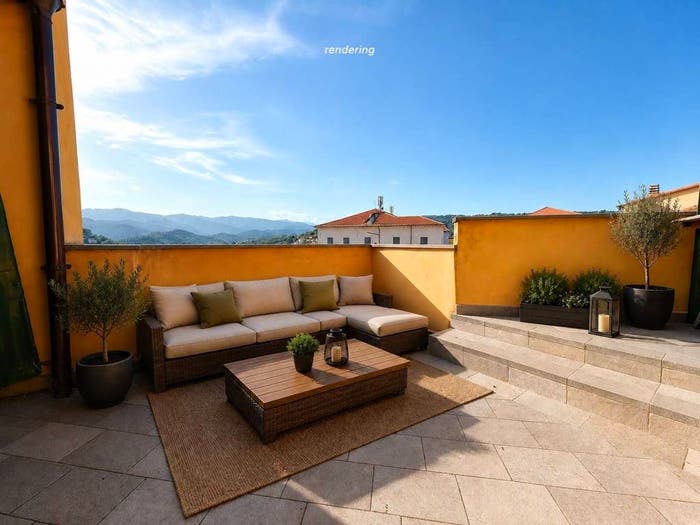Appartamento trilocale in vendita in Via Gustavo Strafforello, Porto Maurizio, Imperia