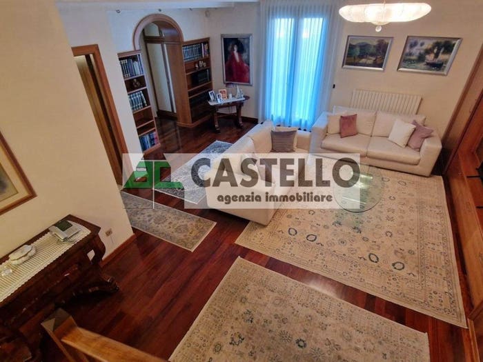 Casa con 6 locali in vendita in Via Antonio Vivaldi, Mejaniga, Cadoneghe