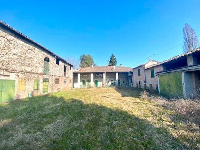 Casa con 6 locali in vendita in Strada Argini Parma, Botteghino Pilastrello, Parma