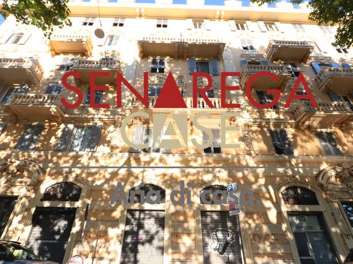Appartamento quadrilocale in vendita in Corso Galliera, Marassi, Genova