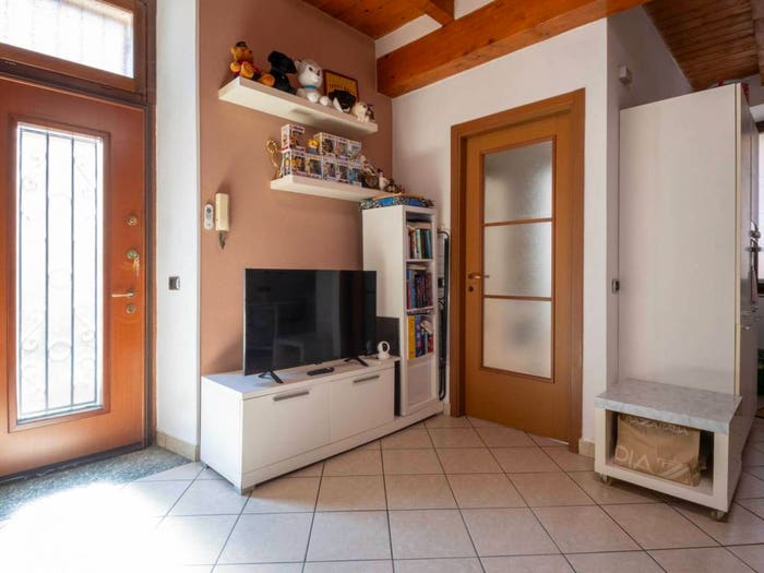 Appartamento bilocale in vendita in Via Beneficio, Centro, Aicurzio