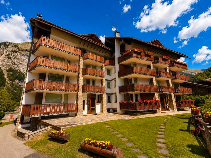 Appartamento con 5 locali in vendita in Via Circonvallazione, Centro, Courmayeur