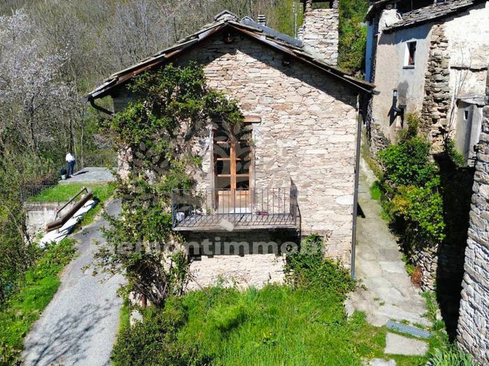Casa trilocale in vendita in Borgata Brando, Coazze