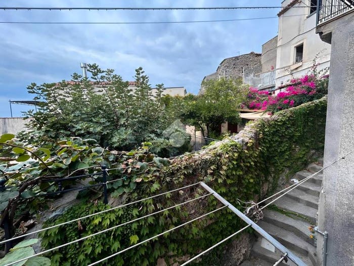 Appartamento trilocale in vendita in Via Marina, Centro Storico, Scalea