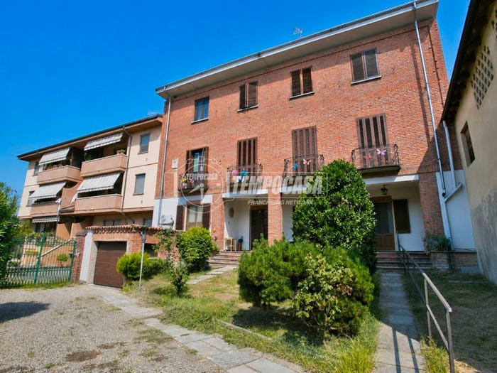 Appartamento trilocale in vendita in Via Geroli, Sozzago