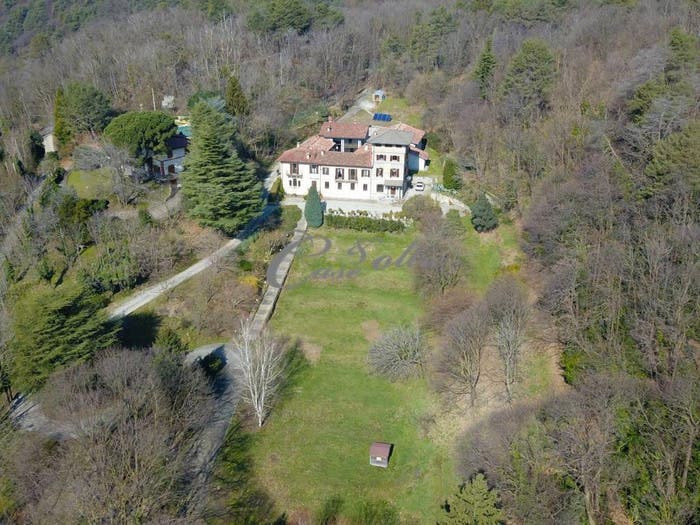 Casa con 6 locali in vendita in Via Bronno, Cardano, Como