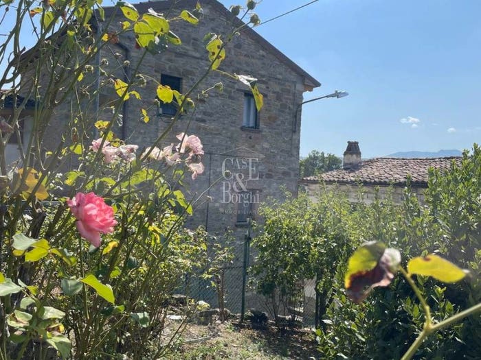 Casa con 5 locali in vendita in Frazione Gabbione, Gabbione, Romagnese