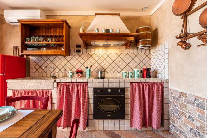 Casa bilocale in vendita in Via della Pieve, Centro, Palaia
