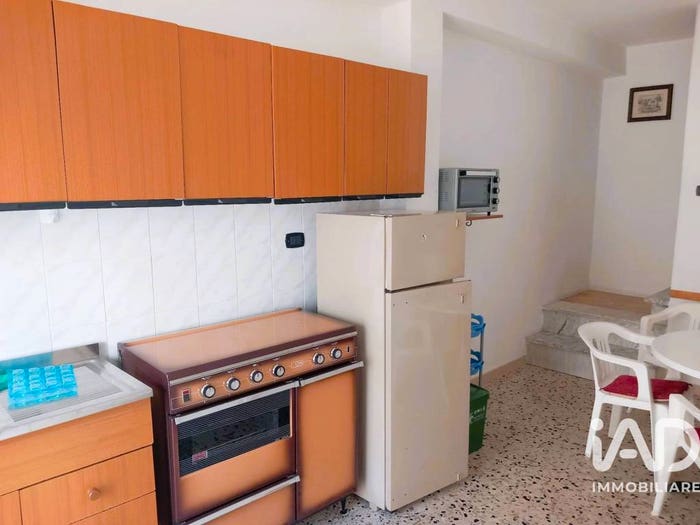 Casa quadrilocale in vendita in Via Rossini, Centro, Soveria Simeri
