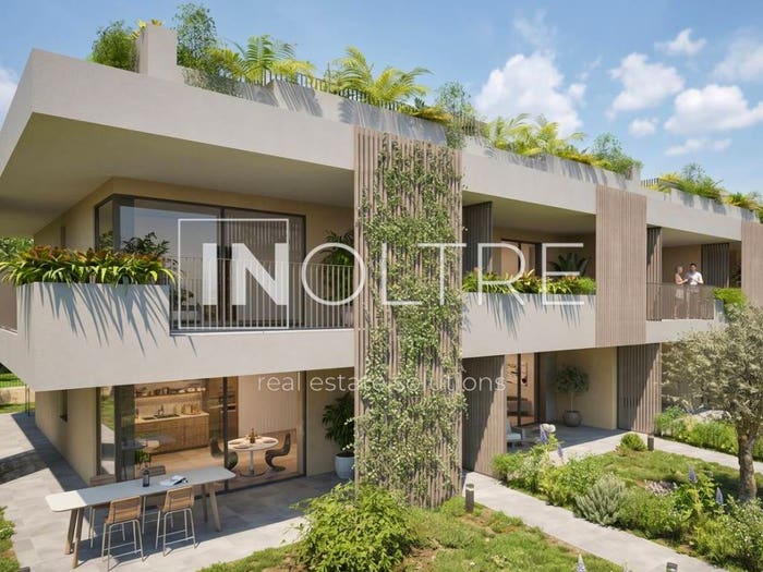 Appartamento trilocale in vendita in Strada delle Giare, Centro, Bardolino
