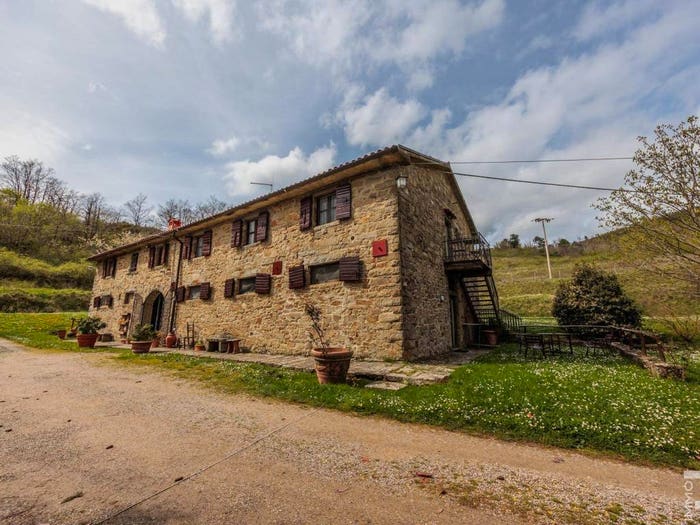 Casa con 6 locali in vendita in Via del Praticino, Castelfranco Piandisco