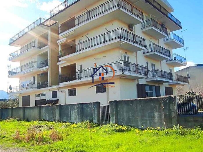 Appartamento trilocale in vendita in Contrada Lacuna, Amica, CoriglianoRossano