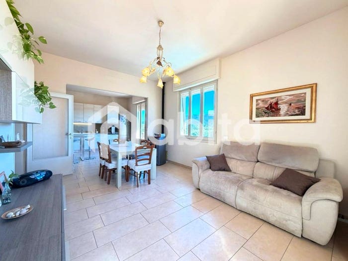 Appartamento con 5 locali in vendita in Via San Francesco D'assisi, Incisa In Val D'Arno, Figline e Incisa Valdarno