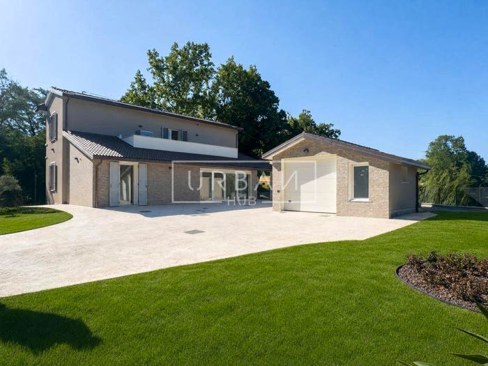 Casa quadrilocale in vendita in Strada Provinciale del Rabbi, San Lorenzo in Noceto, Forlì