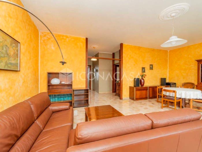 Appartamento trilocale in vendita in Viale Filippo Meda, Stazione, Rho