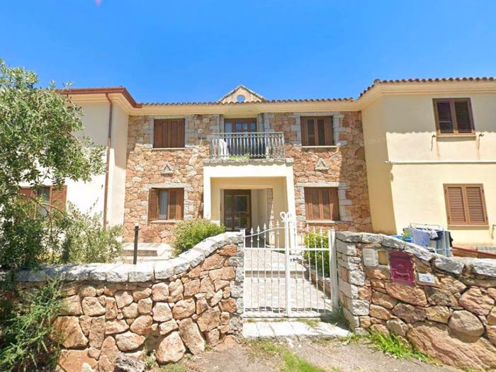 Appartamento quadrilocale in vendita in Via Grazia Deledda, Budoni