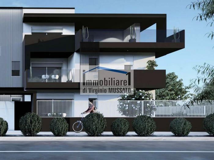 Appartamento quadrilocale in vendita in Via Sant'Elena Imperatrice, Monigo, Treviso