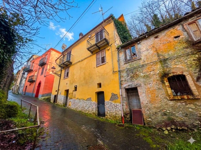 Casa con 6 locali in vendita in Salita Piaggia, Centro, Bojano