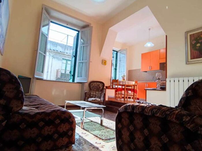Casa con 5 locali in vendita in Via Piave, Centro, Taurianova