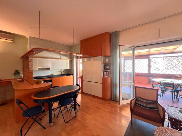 Casa quadrilocale in vendita in Via Perugia, Via Venezia Lungofiume Paolucci, Pescara