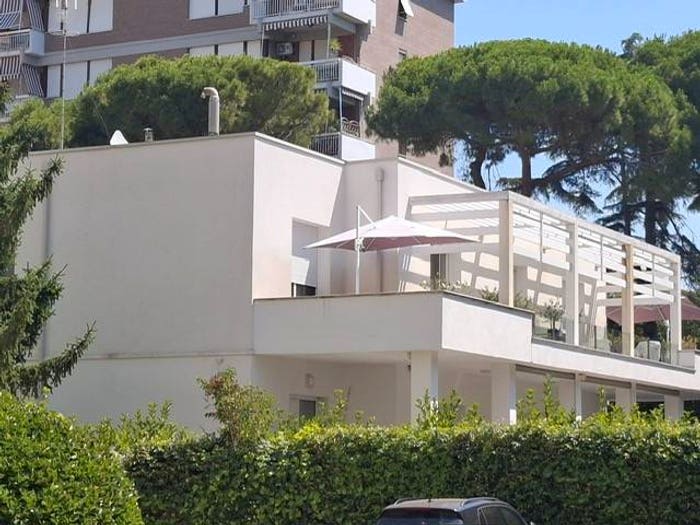 Appartamento con 5 locali in vendita in Calzabigi, Livorno