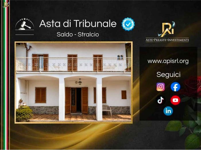 Casa con 5 locali in vendita in Via Roma, Centro, Alice Castello