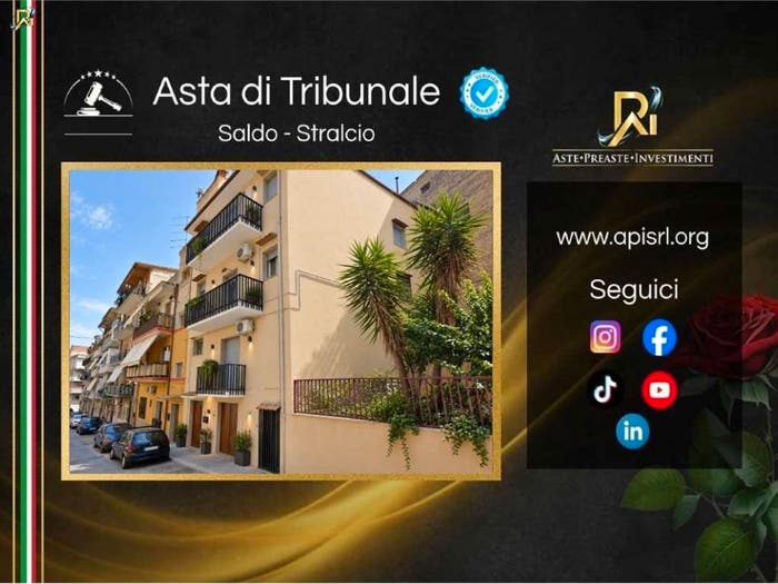 Appartamento con 5 locali in vendita in Via Sofrone, Centro, Gela