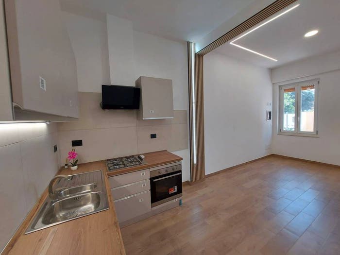 Appartamento trilocale in vendita in Piazza Innocenzo Odescalchi, Zona Domitilla, Ladispoli