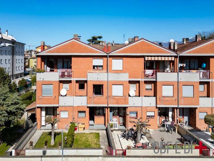 Appartamento quadrilocale in vendita in Via Fonte Cottorella, Rieti