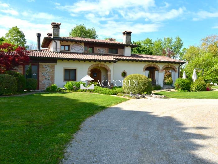 Casa trilocale in vendita in Via Roma, Centro, Moriago della Battaglia