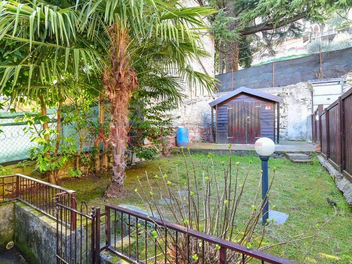 Appartamento bilocale in vendita in Via Foce, Albavilla