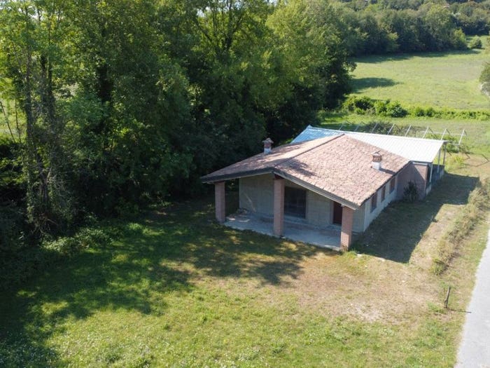 Casa in vendita in Via Cavaliere Giovanni Bertini, Soiano del Lago