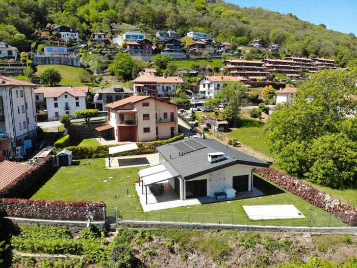 Casa bilocale in vendita in Via Alto Vergante, Centro, Massino Visconti