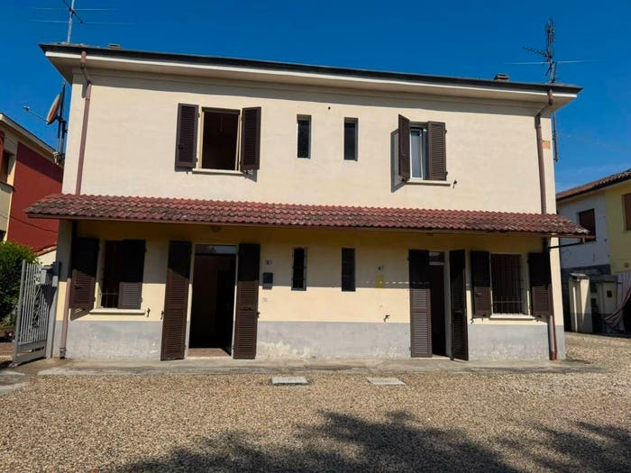 Casa con 6 locali in vendita in Via Giuseppe Garibaldi, Centro, Lomello