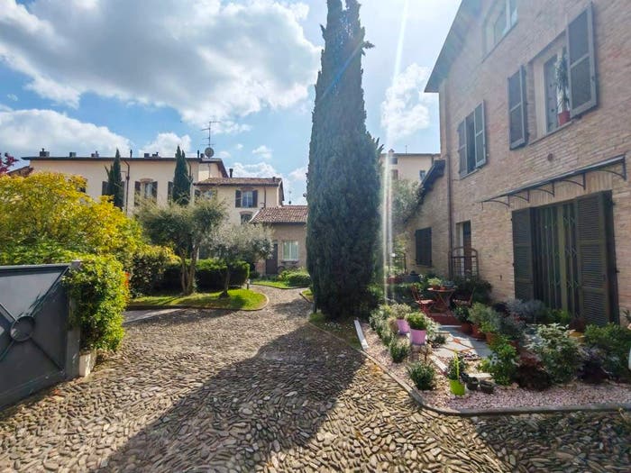 Appartamento quadrilocale in vendita in Via Curte, Centro Storico, Forlì