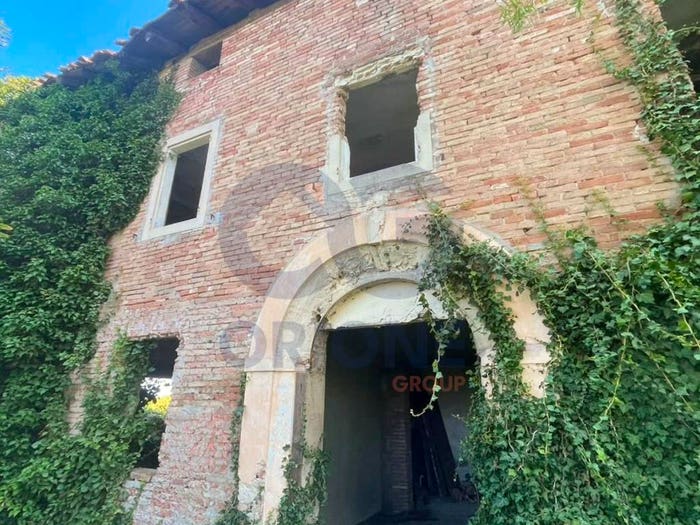 Casa con 6 locali in vendita in Via di Renazzo, Renazzo, Cento