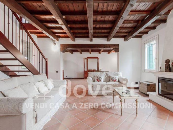 Casa con 6 locali in vendita in Via Fabio Filzi, Tenasi, Canaro