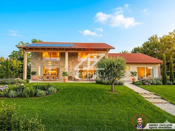 Casa con 6 locali in vendita in via Maggiore Piovensana, Centro, Conegliano