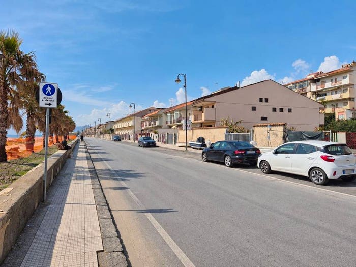 Appartamento quadrilocale in vendita in Via G Egitto, Nizza di Sicilia