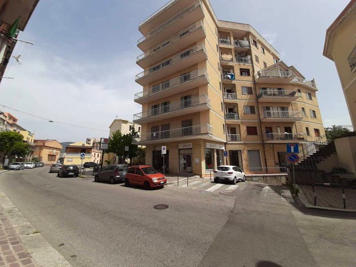 Appartamento trilocale in vendita in Via Ettore Vitale, Pontegrande Sant'Elia, Catanzaro