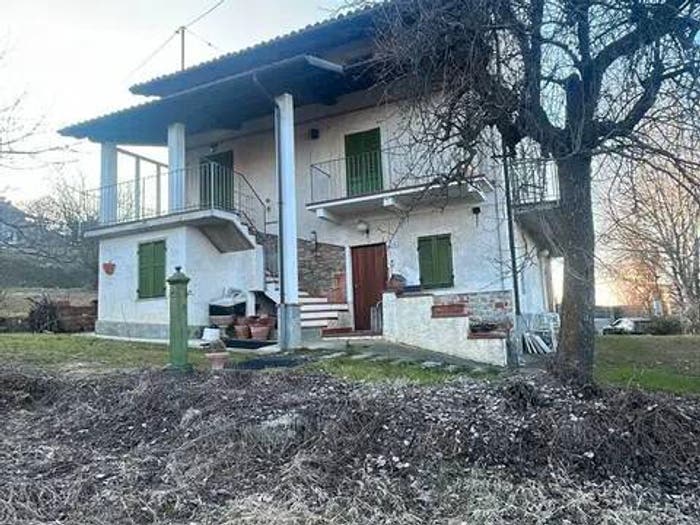 Casa con 6 locali in vendita in Via Maresciallo Borghino, San Michele Mondovì