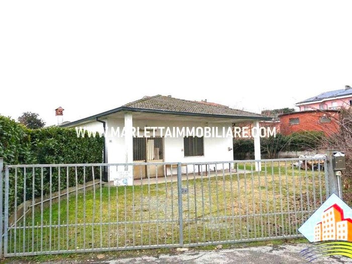Casa trilocale in vendita in Centro, Crespiatica