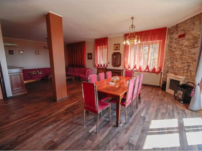 Casa con 6 locali in vendita in Via Castelvecchio, Montalenghe