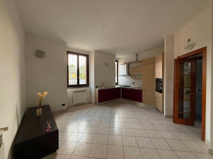 Appartamento trilocale in vendita in Via Roma snc, Centro, Merone