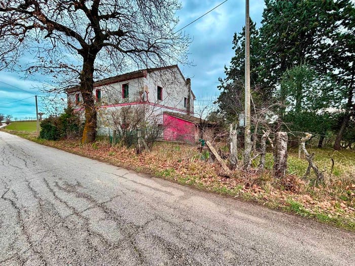 Casa con 5 locali in vendita in Via Santi Neri, Monte San Vito